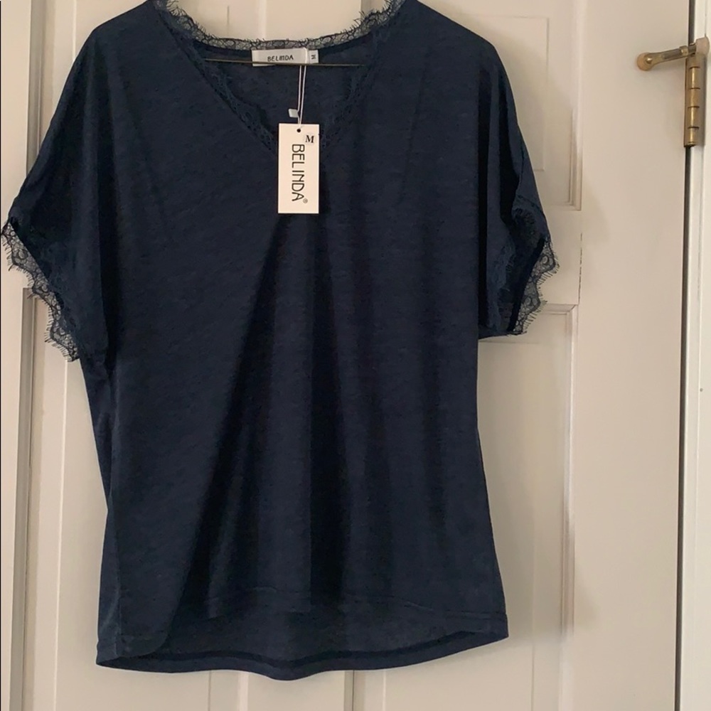 V neck t-shirt